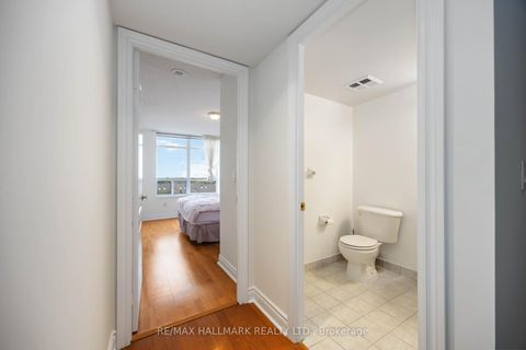 Photo 17 at 705 - 880 Grandview Way, Willowdale East, Toronto