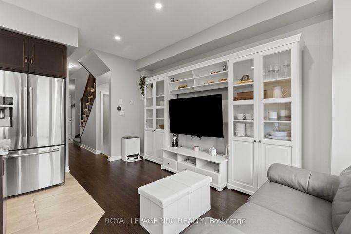 Photo 12 at 15 - 377 Glancaster Road, Villages of Glancaster, Hamilton