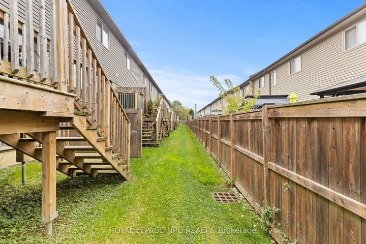 Photo 26 at 15 - 377 Glancaster Road, Villages of Glancaster, Hamilton