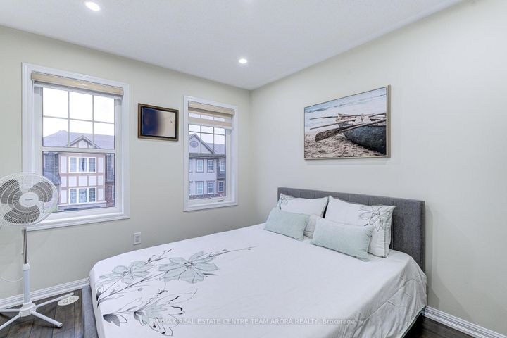 Photo 28 at 14 Crossbill Road, Northwest Brampton, Brampton