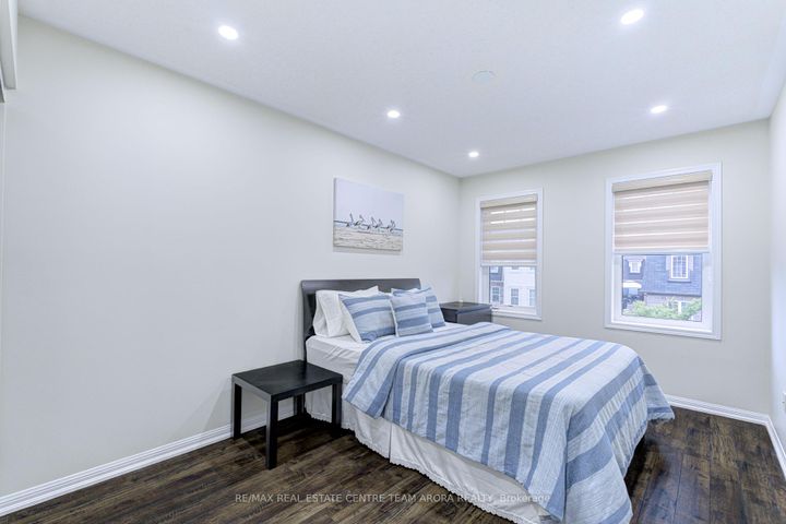 Photo 32 at 14 Crossbill Road, Northwest Brampton, Brampton