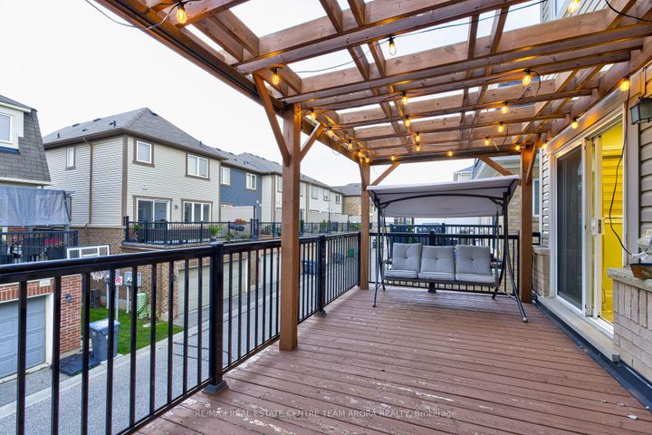 Photo 36 at 14 Crossbill Road, Northwest Brampton, Brampton