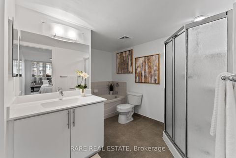 Photo 9 at 704 - 30 North Park Road, Beverley Glen, Vaughan