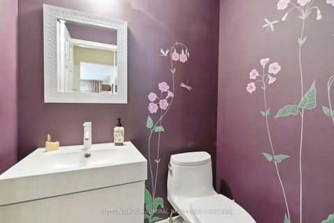 Photo 15 at 4 Mair Court, North Richvale, Richmond Hill