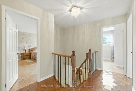 Photo 17 at 4 Mair Court, North Richvale, Richmond Hill