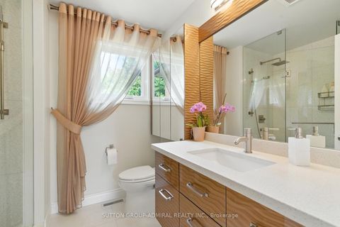 Photo 20 at 4 Mair Court, North Richvale, Richmond Hill