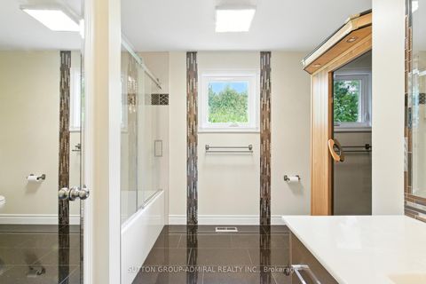 Photo 26 at 4 Mair Court, North Richvale, Richmond Hill