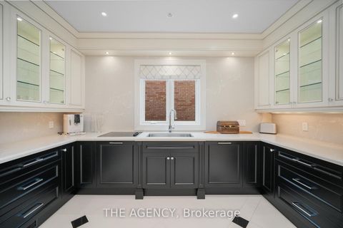 Photo 16 at 49 Bayside Court, East Woodbridge, Vaughan