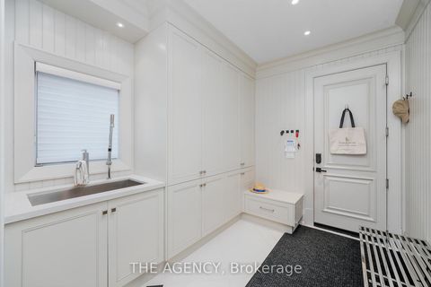 Photo 21 at 49 Bayside Court, East Woodbridge, Vaughan