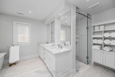 Photo 23 at 49 Bayside Court, East Woodbridge, Vaughan