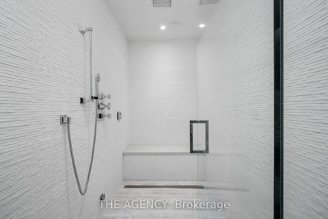Photo 25 at 49 Bayside Court, East Woodbridge, Vaughan