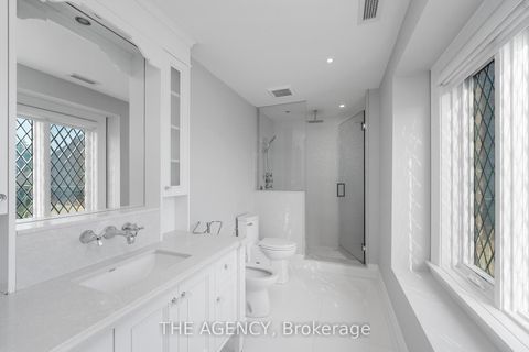 Photo 31 at 49 Bayside Court, East Woodbridge, Vaughan