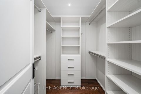 Photo 32 at 49 Bayside Court, East Woodbridge, Vaughan