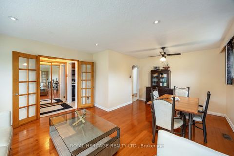 Photo 7 at 49 Tansley Avenue, Bendale, Toronto