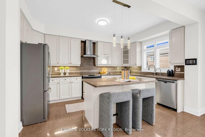 Photo 13 at 3236 Tacc Drive, Churchill Meadows, Mississauga