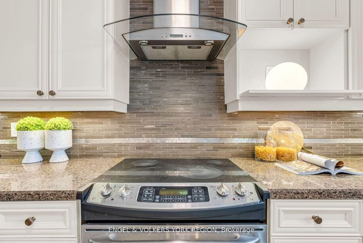 Photo 15 at 3236 Tacc Drive, Churchill Meadows, Mississauga