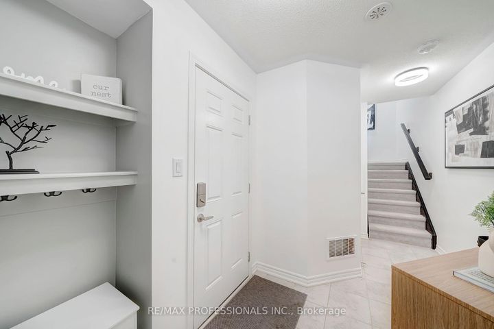 Photo 2 at 1272 Hop Place, CB Cobban, Milton