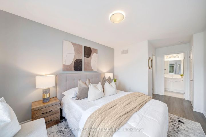 Photo 18 at 1272 Hop Place, CB Cobban, Milton