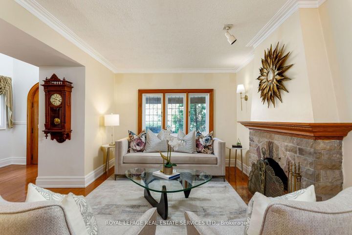 Photo 6 at 154 Humbercrest Boulevard, Bloor West Village, Toronto
