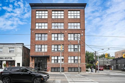 Photo 1 at 107 - 2154 Dundas Street W, Roncesvalles, Toronto