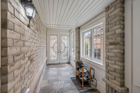 Photo 5 at 85 Laurier Avenue, Oak Ridges, Richmond Hill