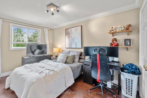 Photo 32 at 85 Laurier Avenue, Oak Ridges, Richmond Hill