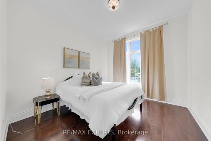 Photo 24 at 134 Orleans Circle, Vellore Village, Vaughan