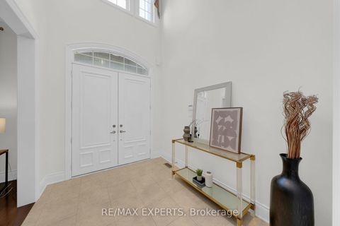 Photo 6 at 134 Orleans Circle, Vellore Village, Vaughan