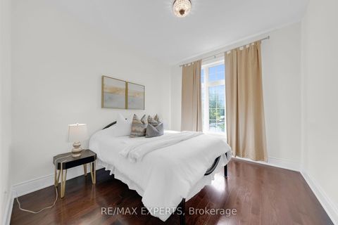 Photo 24 at 134 Orleans Circle, Vellore Village, Vaughan