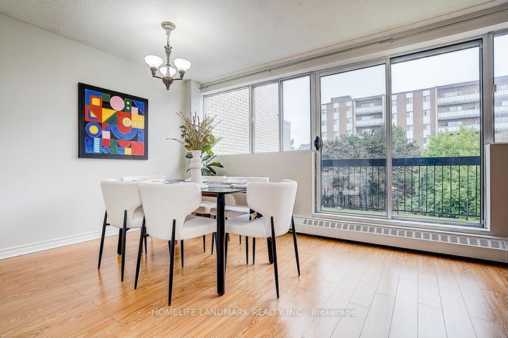 Photo 12 at 65 - 1624 Bloor Street, Applewood, Mississauga