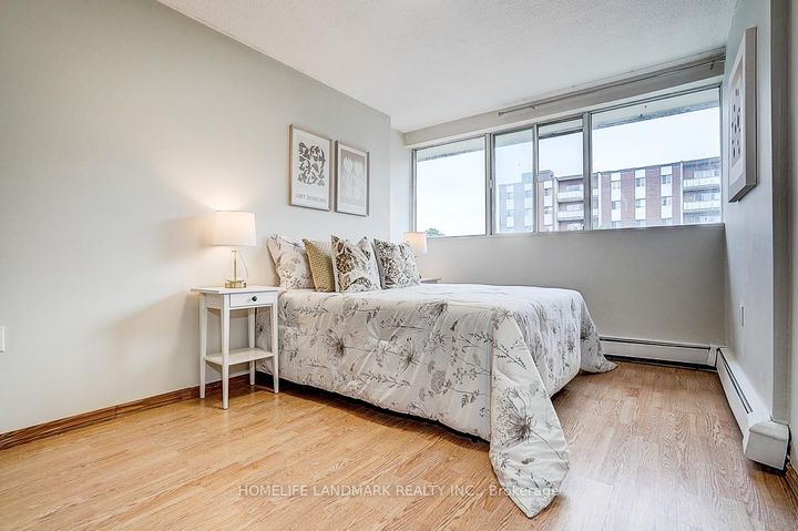 Photo 31 at 65 - 1624 Bloor Street, Applewood, Mississauga
