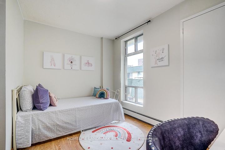 Photo 39 at 65 - 1624 Bloor Street, Applewood, Mississauga