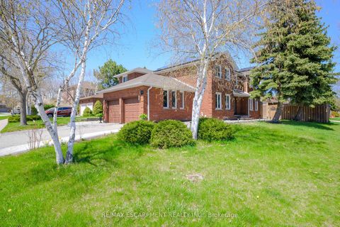 Photo 0 at 2728 Guilford Crescent, CV Clearview, Oakville