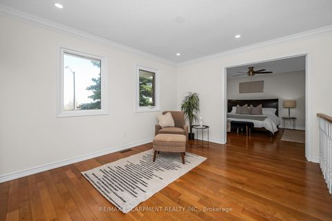 Photo 13 at 2728 Guilford Crescent, CV Clearview, Oakville