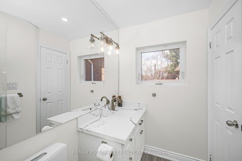 Photo 19 at 2728 Guilford Crescent, CV Clearview, Oakville