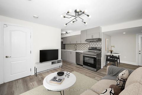 Photo 41 at 2728 Guilford Crescent, CV Clearview, Oakville
