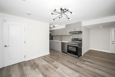 Photo 42 at 2728 Guilford Crescent, CV Clearview, Oakville