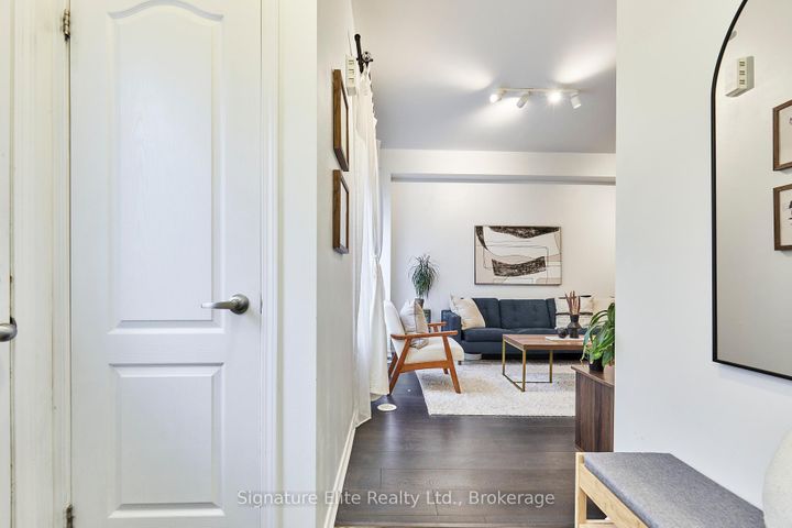 Photo 3 at 37 - 31 Coneflower Crescent, Branson, Toronto
