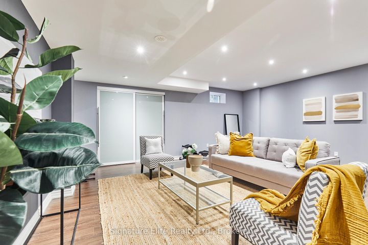 Photo 24 at 37 - 31 Coneflower Crescent, Branson, Toronto
