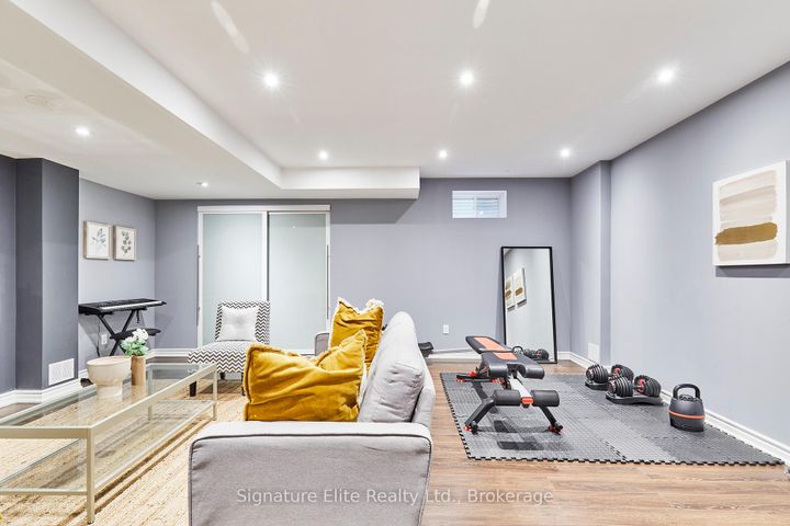 Photo 27 at 37 - 31 Coneflower Crescent, Branson, Toronto
