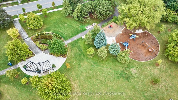 Photo 32 at 37 - 31 Coneflower Crescent, Branson, Toronto
