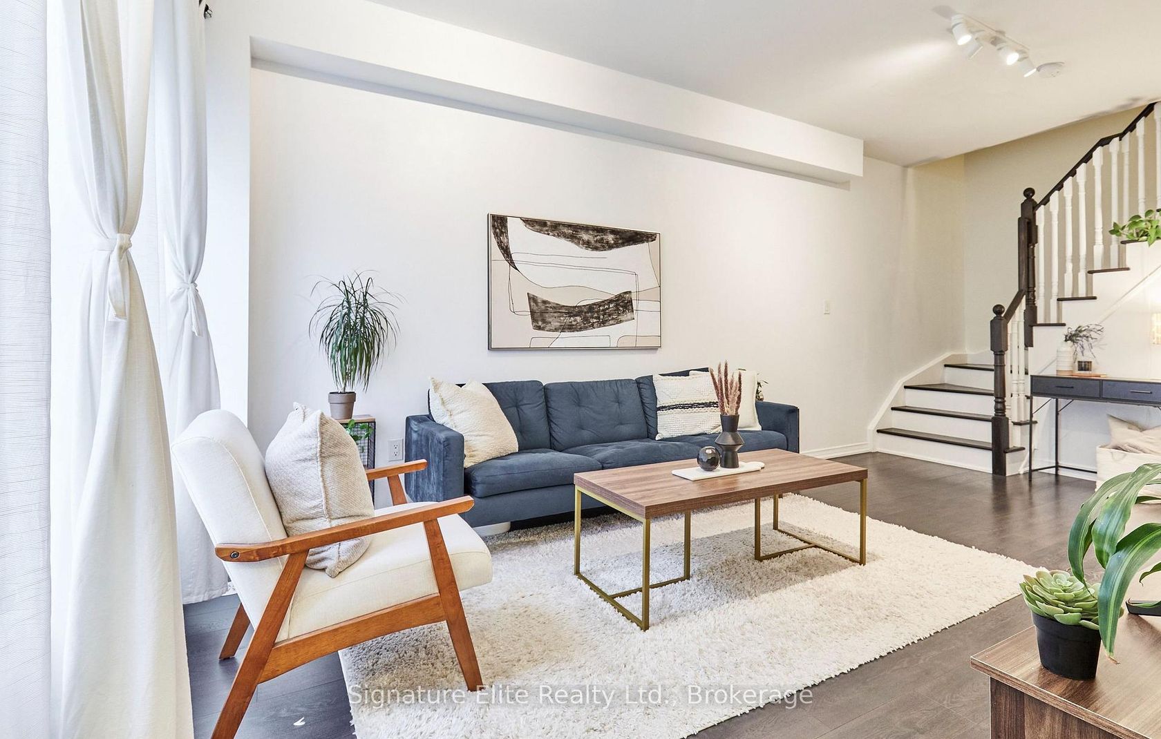 37 - 31 Coneflower Crescent, Branson, Toronto 2