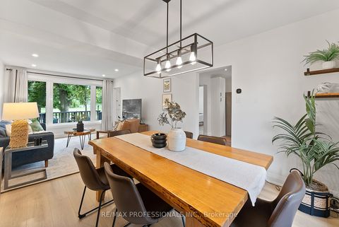 Photo 10 at 18 Lavington Drive, Richview, Toronto