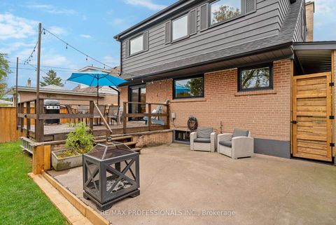 Photo 46 at 18 Lavington Drive, Richview, Toronto