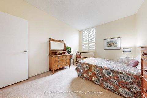 Photo 22 at 104 - 20 Fashion Rose Way, Willowdale East, Toronto
