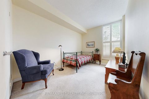 Photo 24 at 104 - 20 Fashion Rose Way, Willowdale East, Toronto