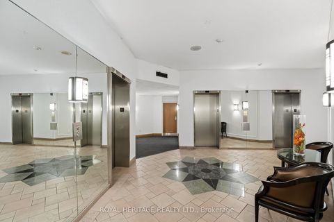 Photo 5 at 1208 - 5 Concorde Place, Don Mills, Toronto