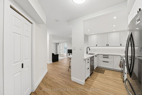 Photo 8 at 1208 - 5 Concorde Place, Don Mills, Toronto