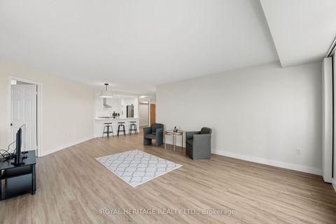 Photo 17 at 1208 - 5 Concorde Place, Don Mills, Toronto