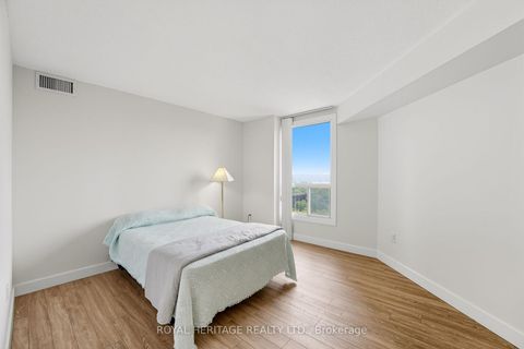 Photo 23 at 1208 - 5 Concorde Place, Don Mills, Toronto